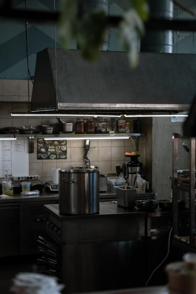 Ghost Kitchen/Dark Kitchen