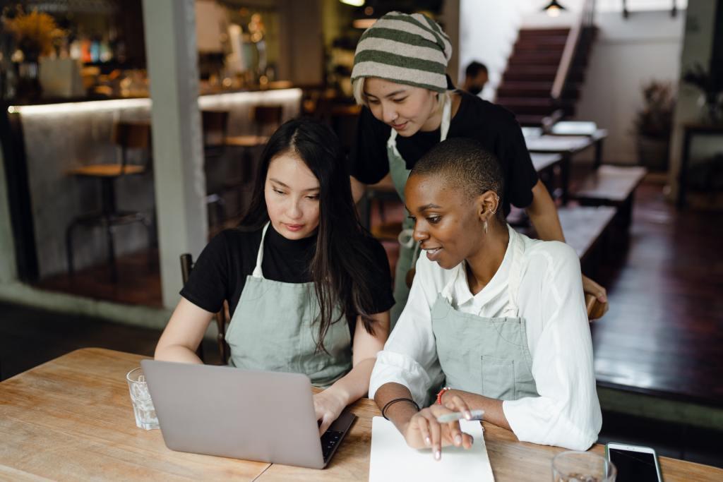 Standardise restaurant operations