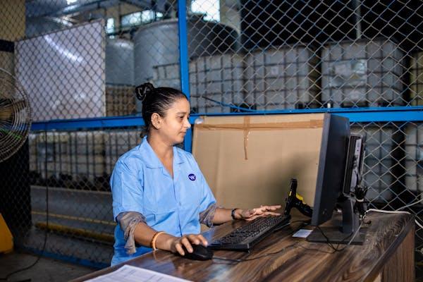 Pros and Cons of a Supplier Management System